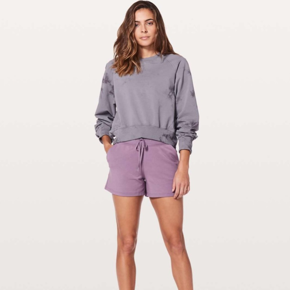 Lululemon Every Moment Short - 3.5” -NWT - size 6